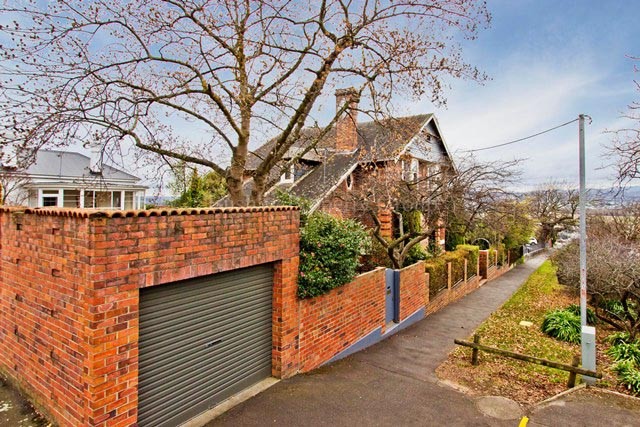 14 High Street East Launceston, looking North