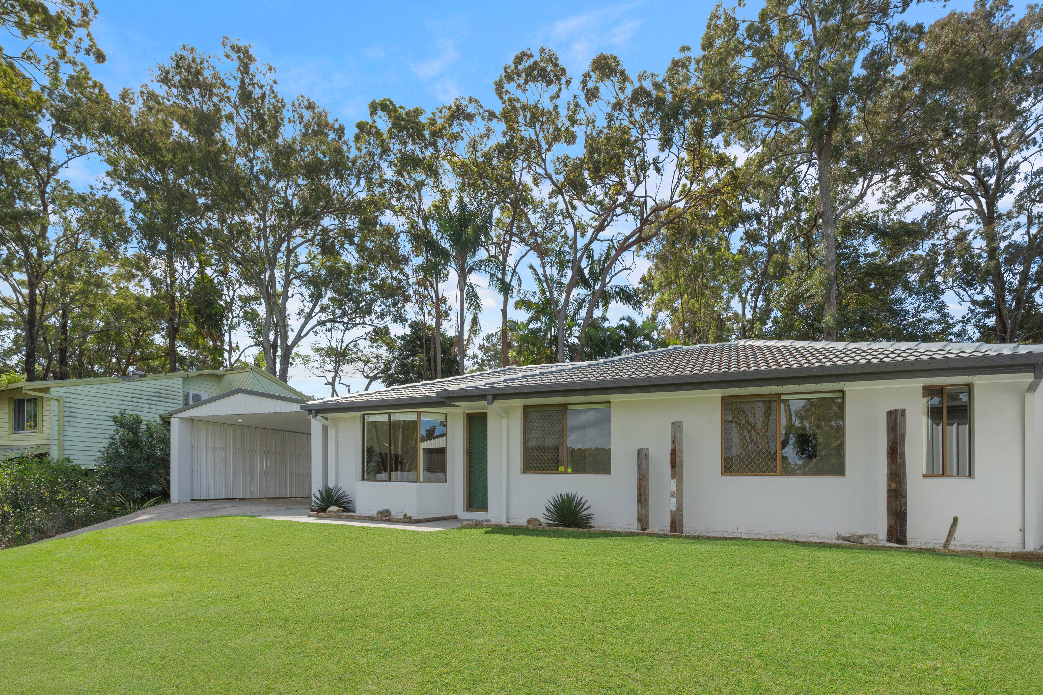 32 Aethalia Street
