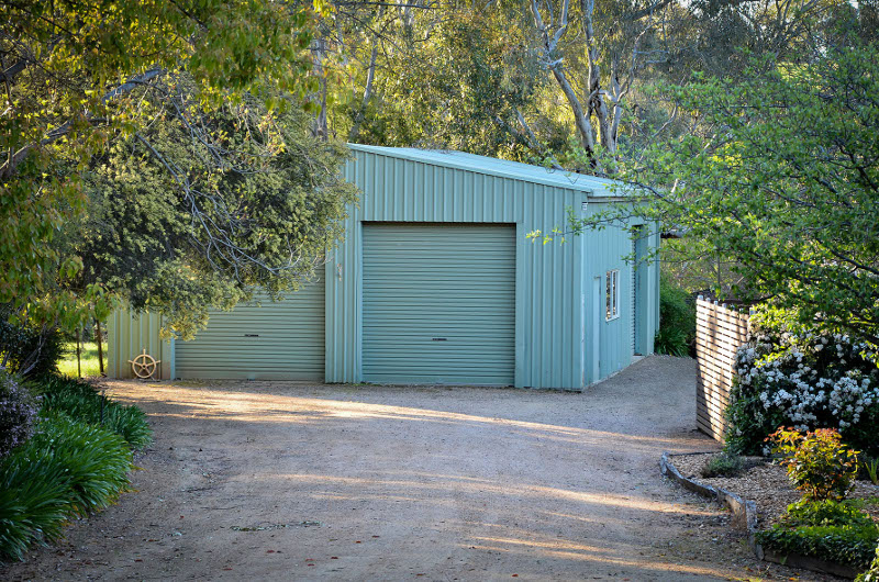 Manly Sea Eagles signal NRL finals intent by smashing South